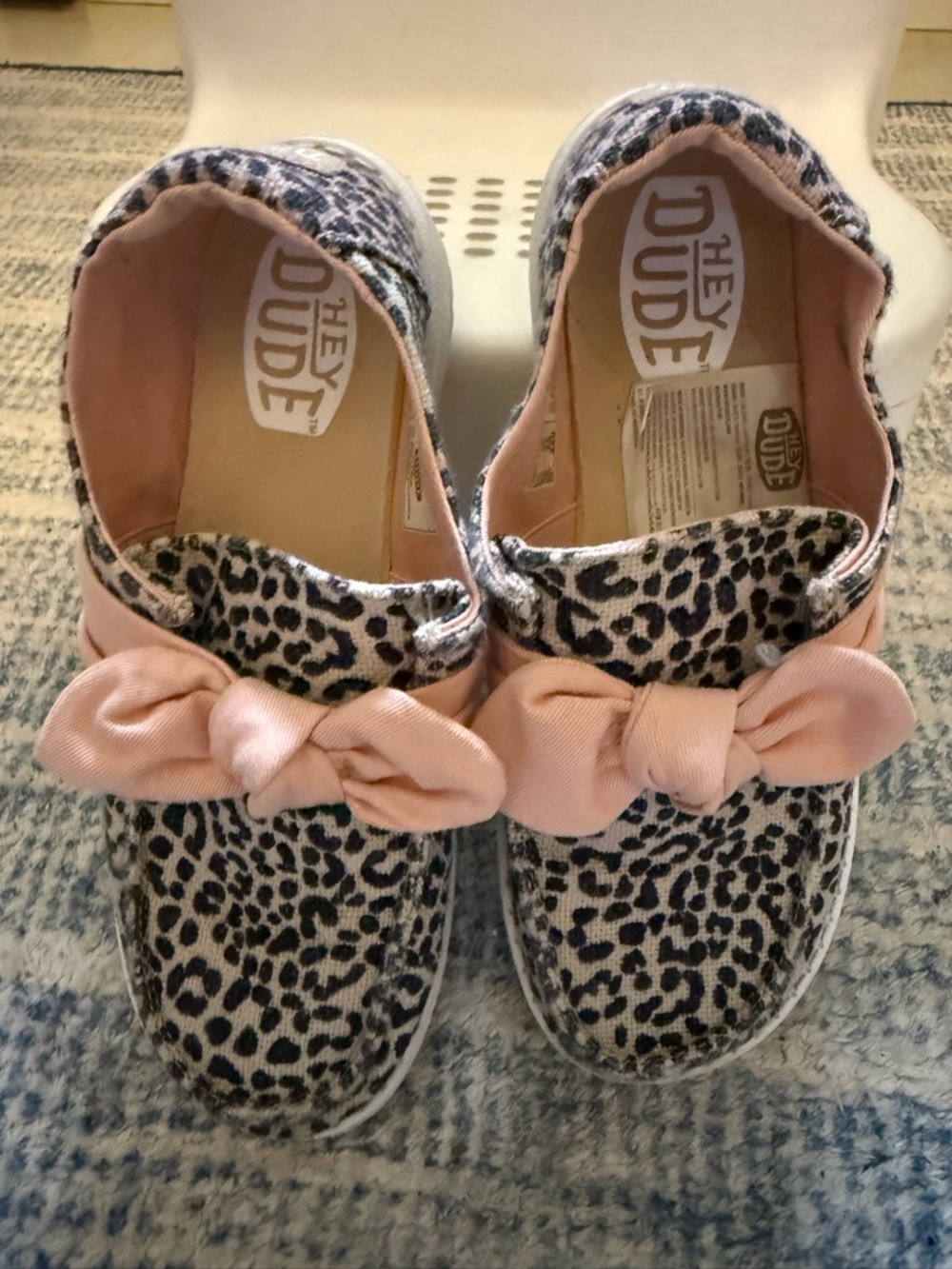 Hey Dude Girls' Leopard Slip-On Sneakers with Pink Bow Accent size 4